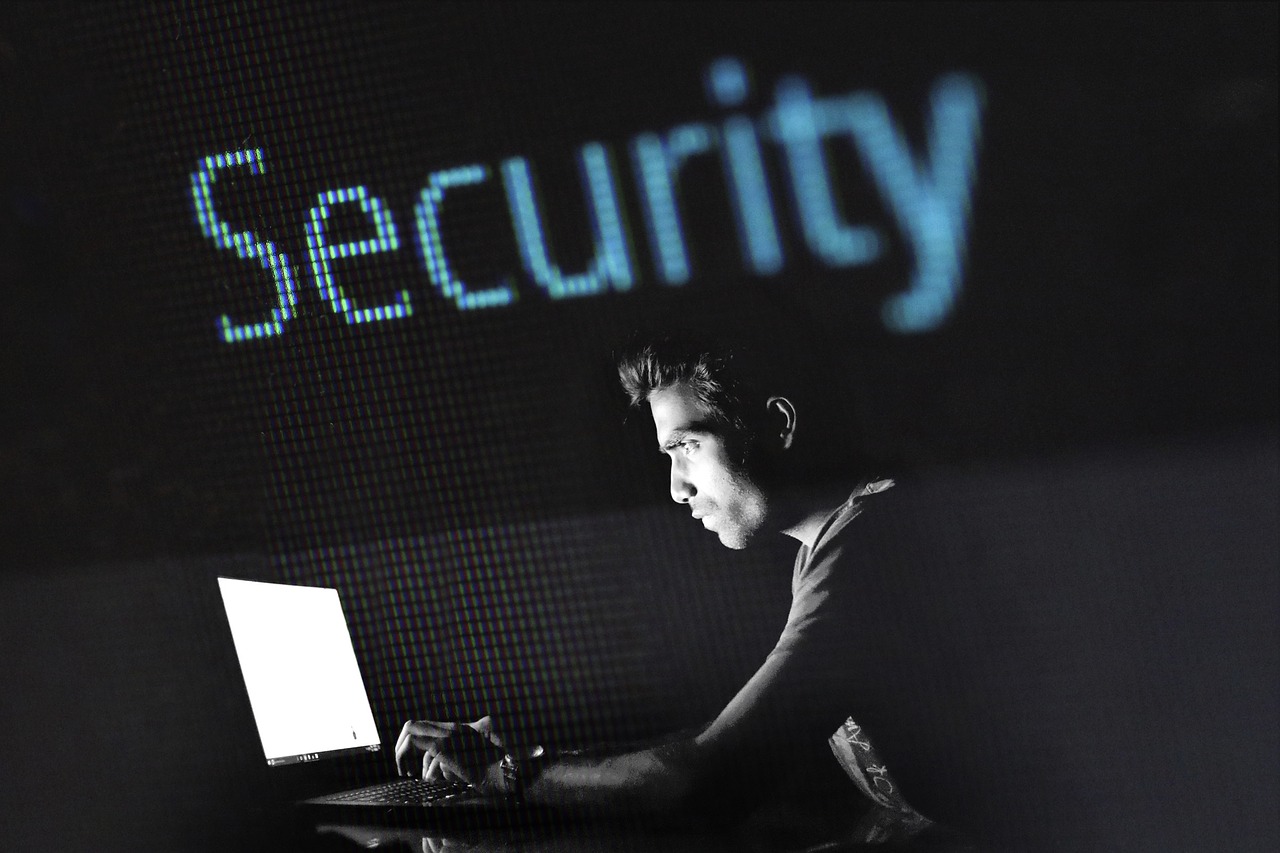 Qui contacter pour la télésurveillance d'un local professionnel ?